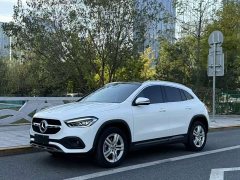 Mercedes-Benz GLA 200 - ფოტო 1