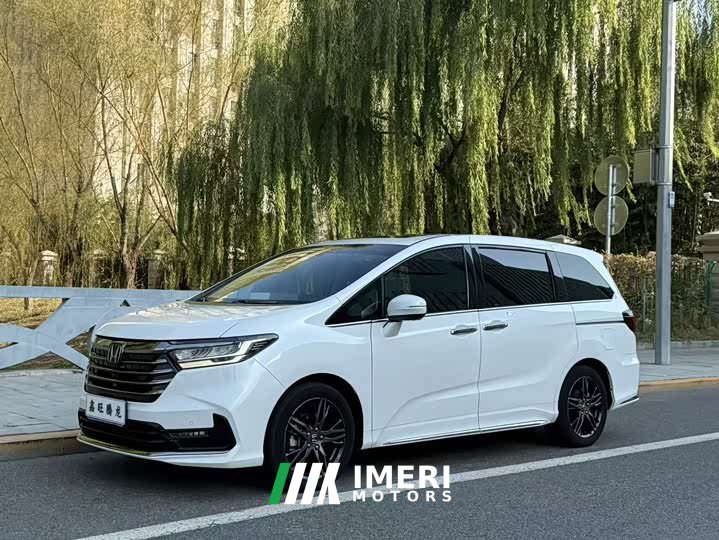 Honda Odyssey 2.0L e:HEV Sharp Premium Edition