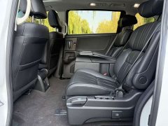 Honda Odyssey 2.0L e:HEV Sharp Premium Edition - ფოტო 4