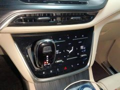 Buick GL8 ES Luxun Luxury Edition - ფოტო 10