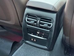 BMW 3 Series 325Li M Sport Night Edition Package - ფოტო 13