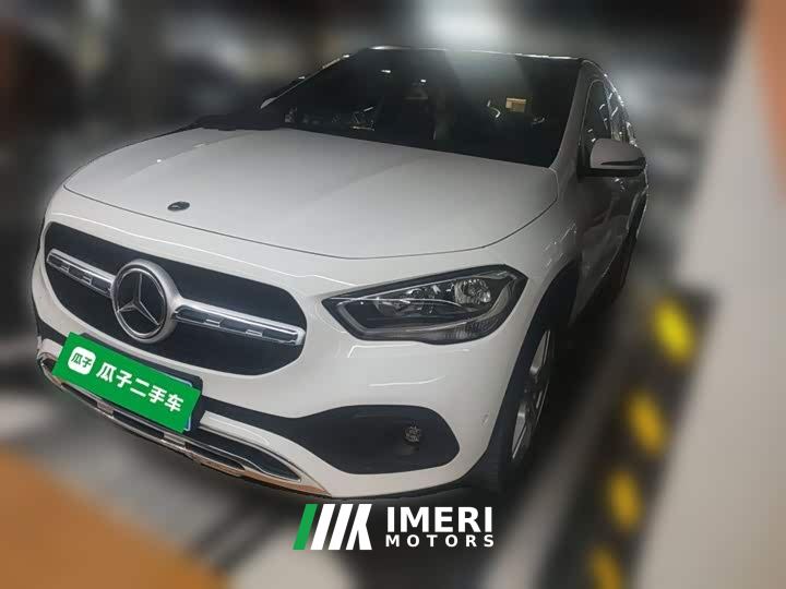 Mercedes-Benz GLA Facelift GLA 180