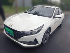 Hyundai Elantra 1.5L CVT Luxury - photo 1