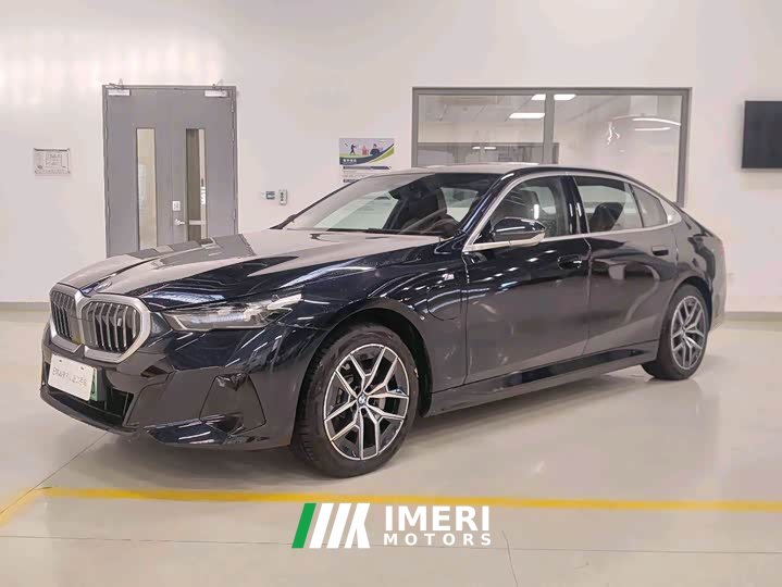 BMW i5 eDrive 35L M Sport Package