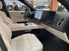 Li Auto L9 Ultra - ფოტო 5