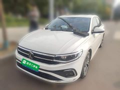 Volkswagen Bora 200TSI DSG Smart Edition - photo 1