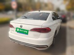 Volkswagen Bora 200TSI DSG Smart Edition - photo 4