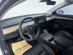 Tesla Model 3 Rear-Wheel Drive - ფოტო 3