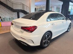 Mercedes-Benz A-Class 2022 A 200 L Sports Sedan Fashionable - ფოტო 2