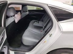 BYD Seal Glory Edition DM-i 1.5L 121km Luxury - photo 11