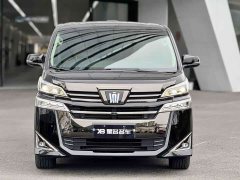 Toyota Vellfire Crown Hybrid 2.5L HV Premium Edition - photo 2