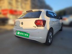 Chevrolet Polo Plus 1.5L Automatic Panoramic Sunroof Comfort Edition - фото 4