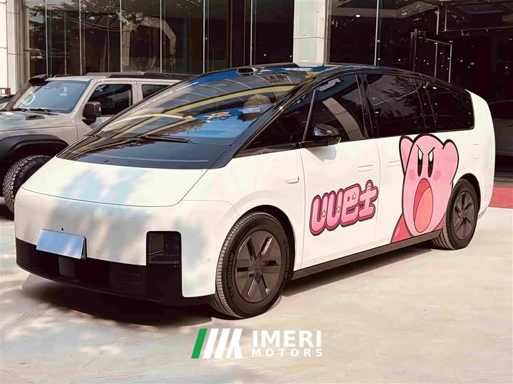Li Auto MEGA Home Family Edition