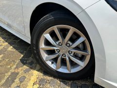 Honda Envix 240TURBO Manual Exclusive Edition - photo 4