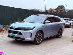 AITO M7 1.5T Intelligent Driving RWD Max 6-Seater - ფოტო 1