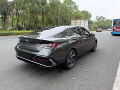 Hyundai Elantra 1.5L CVT TOP Premier Edition - фото 11