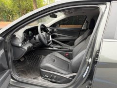 Hyundai Elantra 1.5L CVT TOP Premier Edition - фото 5