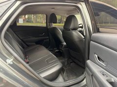 Hyundai Elantra 1.5L CVT TOP Premier Edition - фото 9