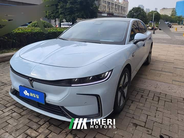 Voyah Lantu Zhaoguang Four-Wheel Drive Flagship - автомобиль из Китая