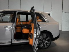 Rolls-Royce Cullinan 6.7T Automatic - ფოტო 4
