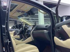 Toyota Vellfire Dual Engine 2.5L Black Gold Limited Edition - фото 10