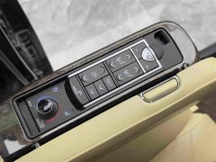 Toyota Vellfire Dual Engine 2.5L Black Gold Limited Edition - фото 14