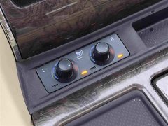 Toyota Vellfire Dual Engine 2.5L Black Gold Limited Edition - фото 19