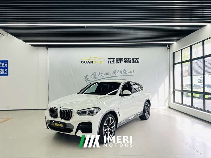 BMW X4 xDrive25i M Off-Road Package