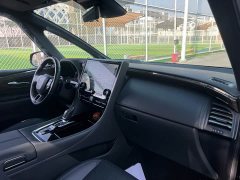 Toyota Vellfire Crown Hybrid 2.5L Executive Premier Edition - photo 11