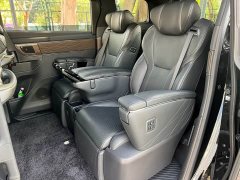 Toyota Vellfire Crown Hybrid 2.5L Executive Premier Edition - photo 15