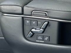 Toyota Vellfire Crown Hybrid 2.5L Executive Premier Edition - photo 17
