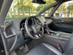 Toyota Vellfire Crown Hybrid 2.5L Executive Premier Edition - photo 9