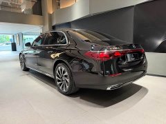 Mercedes-Benz E-Class E 300 L Luxury - фото 4