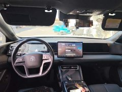 BYD Qin L DM-i 128KM Leading Edition - ფოტო 5