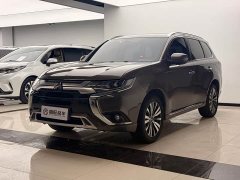 Mitsubishi Outlander 2.4L AWD Enjoy Edition 7-Seater - photo 1