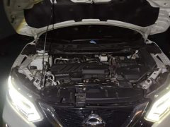 Nissan Qashqai 2.0L CVT Luxury - фото 10