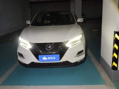Nissan Qashqai 2.0L CVT Luxury - фото 2