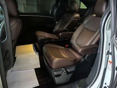 Toyota Gravia 2.5L Hybrid Prestige Plus AWD - photo 7