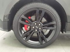 Ford Edge EcoBoost 330 V6 AWD ST 7-seater - фото 17
