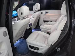 Li Auto L8 Pro - ფოტო 3
