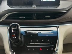 Buick GL8 Land Executive Cabin 652T Premium - ფოტო 11