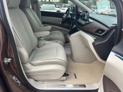 Buick GL8 Land Executive Cabin 652T Premium - ფოტო 13