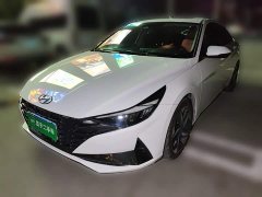 Hyundai Elantra 1.5L CVT Luxury - photo 1