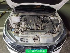 Hyundai Elantra 1.5L CVT Luxury - photo 16