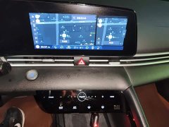Hyundai Elantra 1.5L CVT Luxury - photo 9