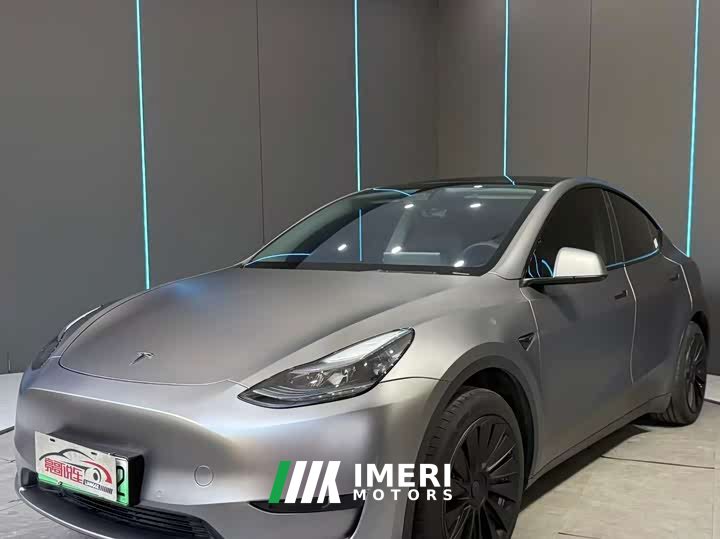 Tesla Model Y Facelift Rear-Wheel Drive