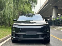 Li Auto L8 Max - ფოტო 3