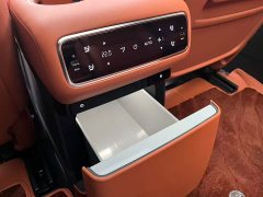Li Auto L8 Max - ფოტო 9