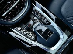 Aston Martin DBX 4.0T V8 - ფოტო 13