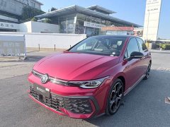 Volkswagen Golf GTI 380TSI DSG GTI - photo 1